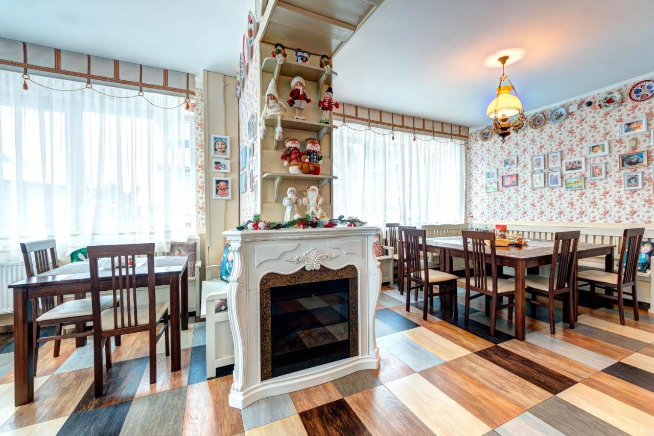 Hotel Gutsulia 부코벨 외부 사진