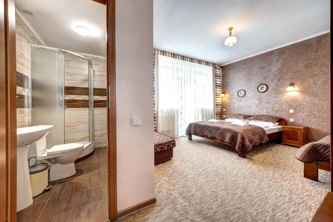 Hotel Gutsulia 부코벨 외부 사진